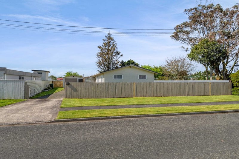 7 Von Tempsky Street, Normanby, Hawera - Carousel 17