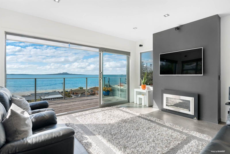 25A Oban Road, Browns Bay, Auckland - Carousel 1