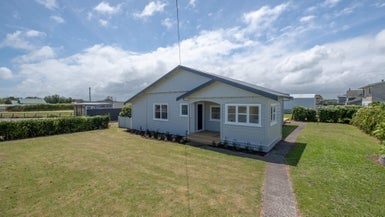 356 South Road, Hawera - Carousel 1