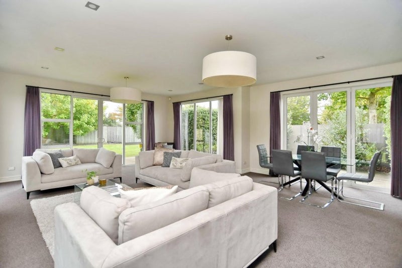 61 Glen Oaks Drive, Northwood, Christchurch - Carousel 2