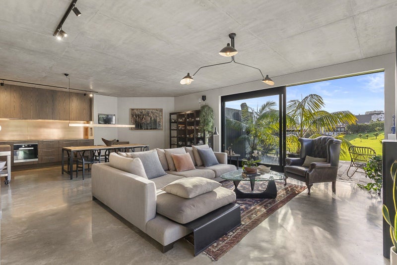 21 Rendall Place, Eden Terrace, Auckland - Carousel 2