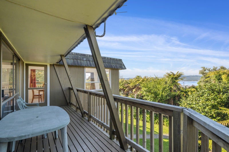 36B Grand Vue Road, Kawaha Point, Rotorua - Carousel 18