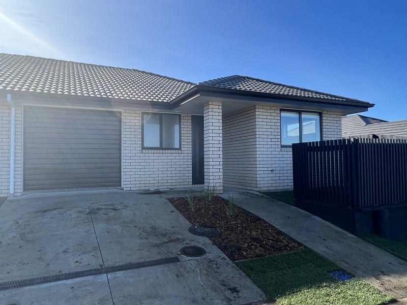 102 Pragma Rise, Huntington, Hamilton - Carousel 1