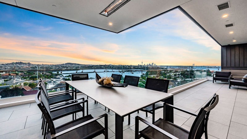 18/35 Coates Avenue, Orakei, Auckland - Carousel 1