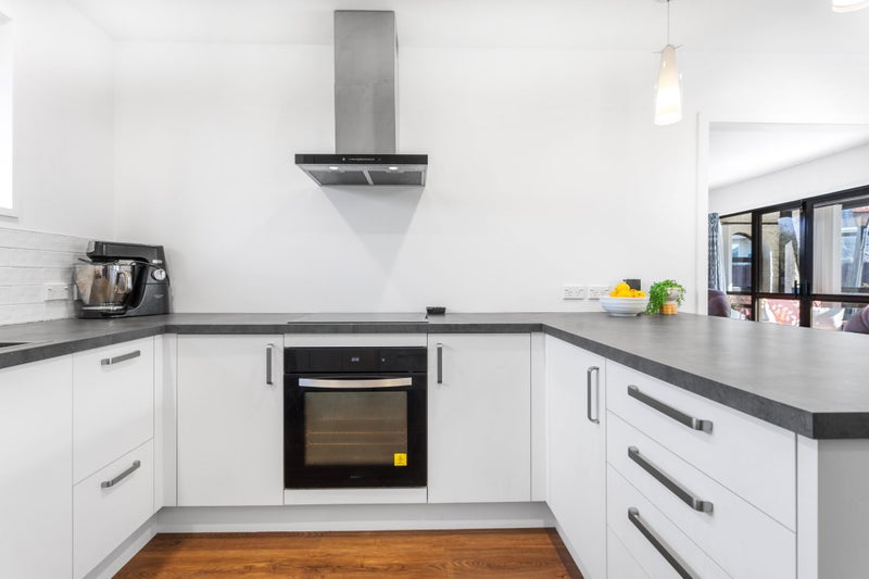 18 Omega Place, Casebrook, Christchurch - Carousel 2