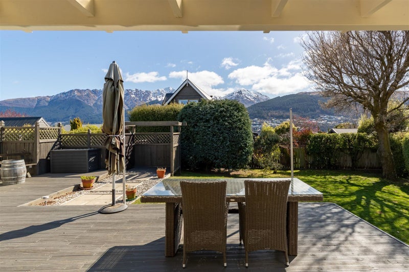 6 Kelvin Place, Kelvin Heights, Queenstown - Carousel 1