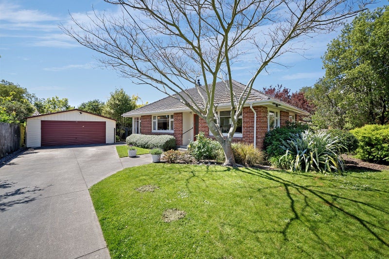 8 Merton Place, Bryndwr, Christchurch - Carousel 13