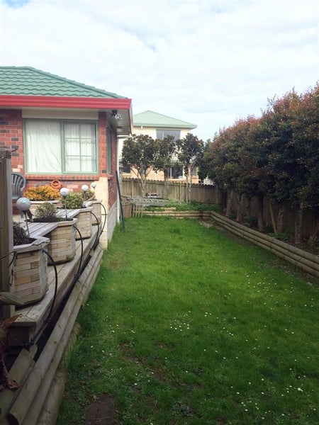 4 Baltic Place, Goodwood Heights, Auckland - Carousel 17