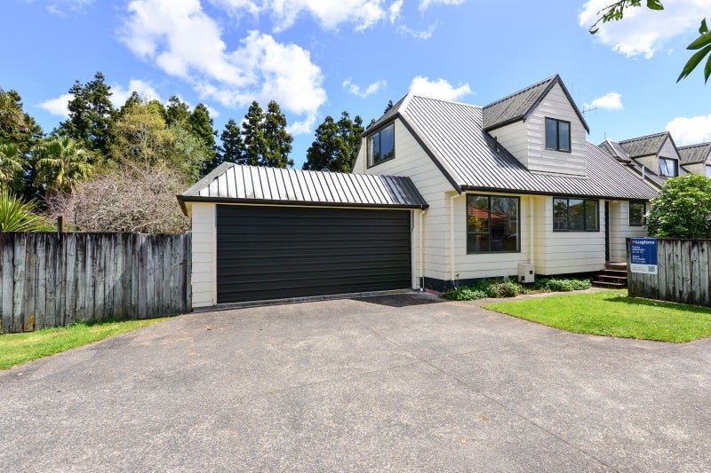 21B Rimmington Drive, Hamilton Lake, Hamilton - Carousel 1