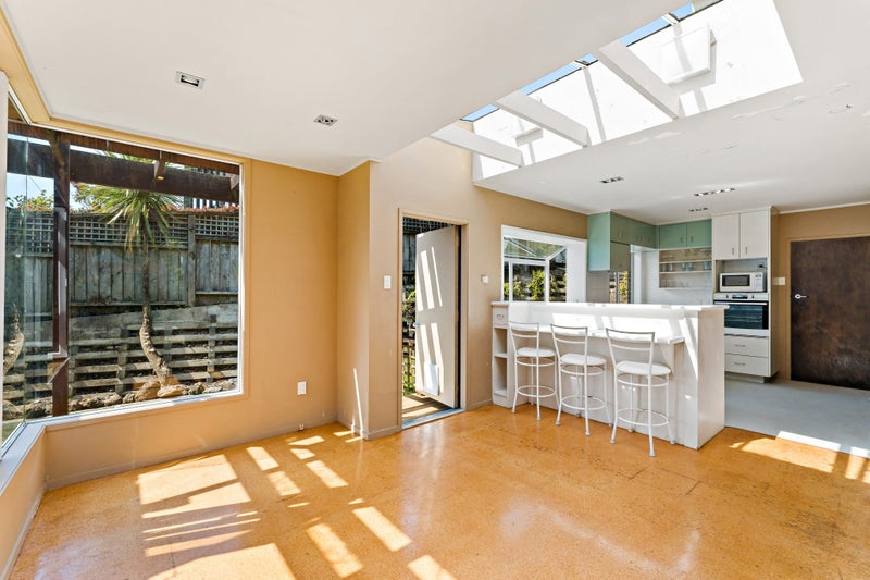 603 East Coast Road, Browns Bay, Auckland - Carousel 1