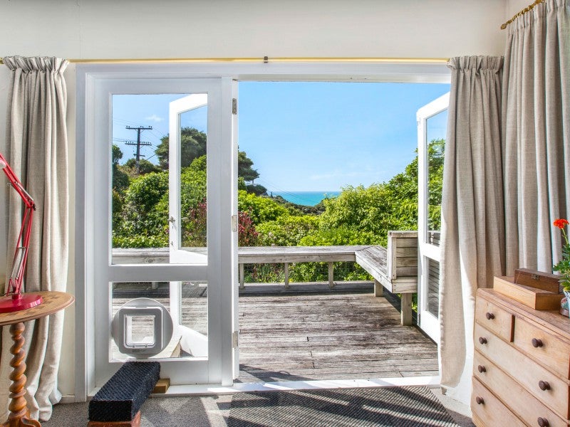 13 Te Motu Road, Pukerua Bay, Porirua - Carousel 2