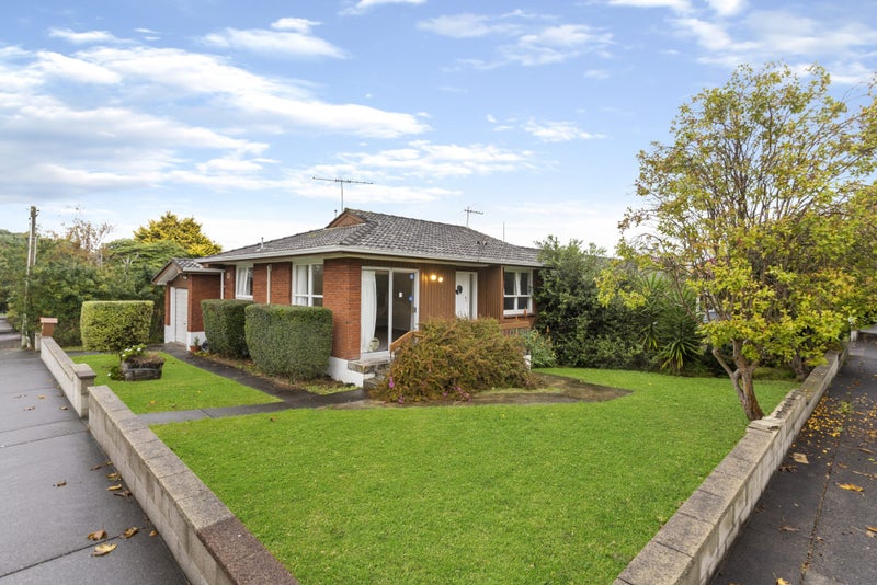 1/8 Rongo Road, Royal Oak, Auckland - Carousel 16