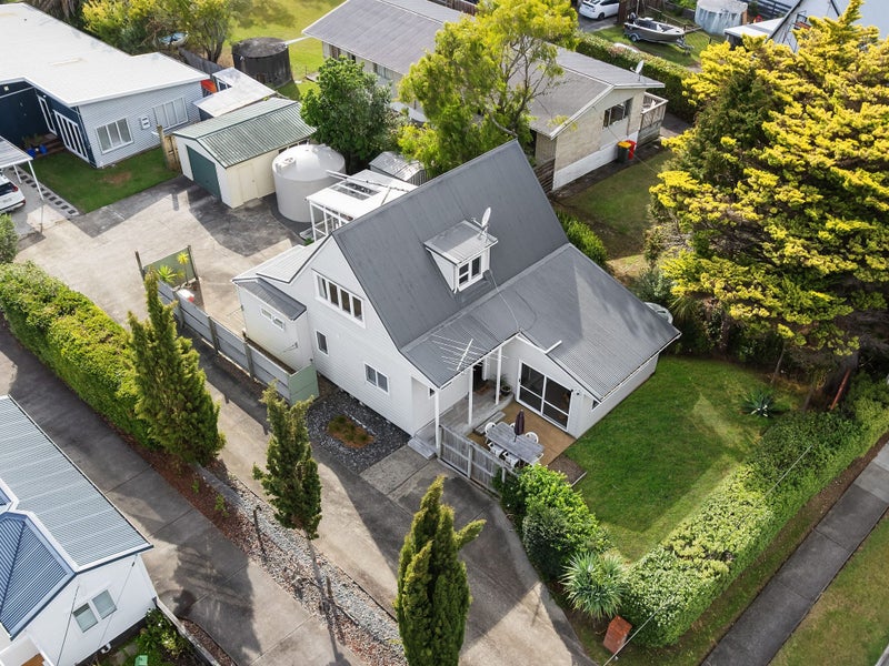 21 Zealandia Road, Manly, Whangaparaoa - Carousel 2