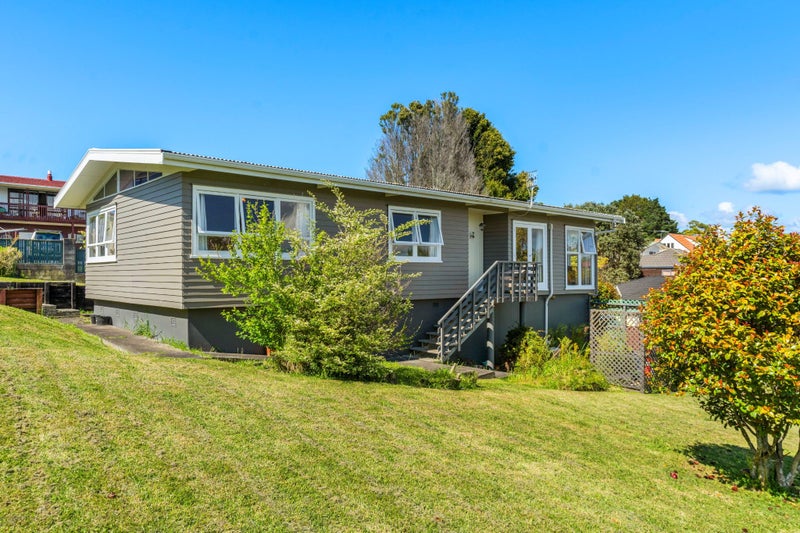 14 Kirkwood Place, New Windsor, Auckland - Carousel 2
