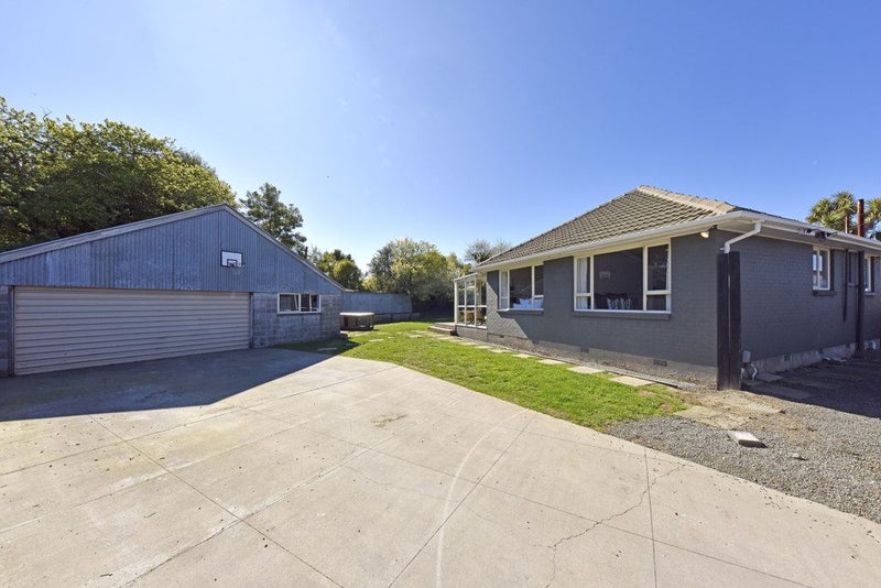 21 Wildwood Avenue, Wainoni, Christchurch - Carousel 2