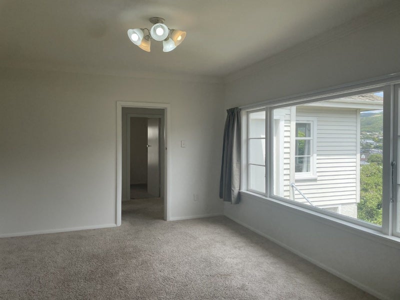 22 Duncan Street, Tawa, Wellington - Carousel 2