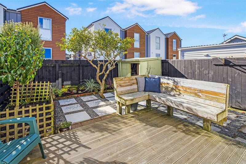 5/20 Frankmoore Avenue, Johnsonville, Wellington - Carousel 12