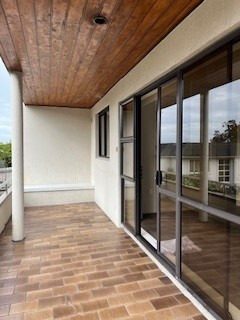 12 Vale Street, Otumoetai, Tauranga - Carousel 2