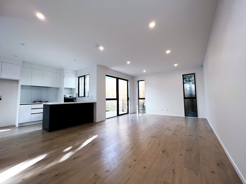 6/26 Long Bay Drive, Torbay, Auckland - Carousel 2