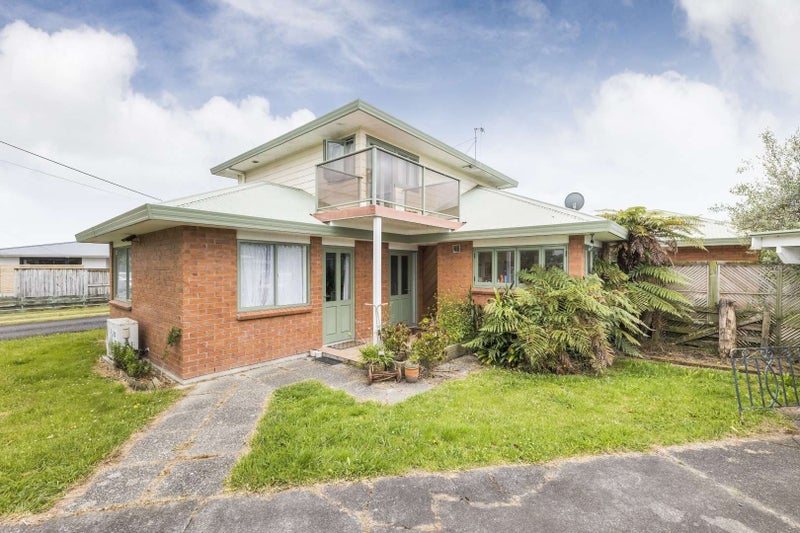 20A Norwich Place, Awapuni, Palmerston North - Carousel 12