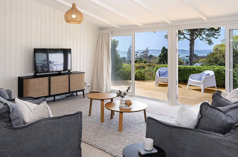 14 McMillan Place, Mellons Bay, Auckland - Carousel 2