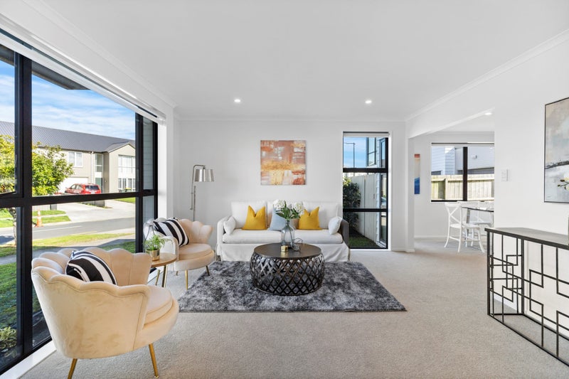 26 Soaring Bird Drive, Takanini, Auckland - Carousel 2