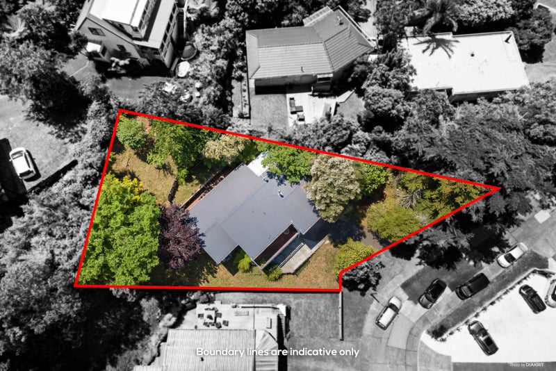 1 Relko Crescent, Torbay, Auckland - Carousel 1