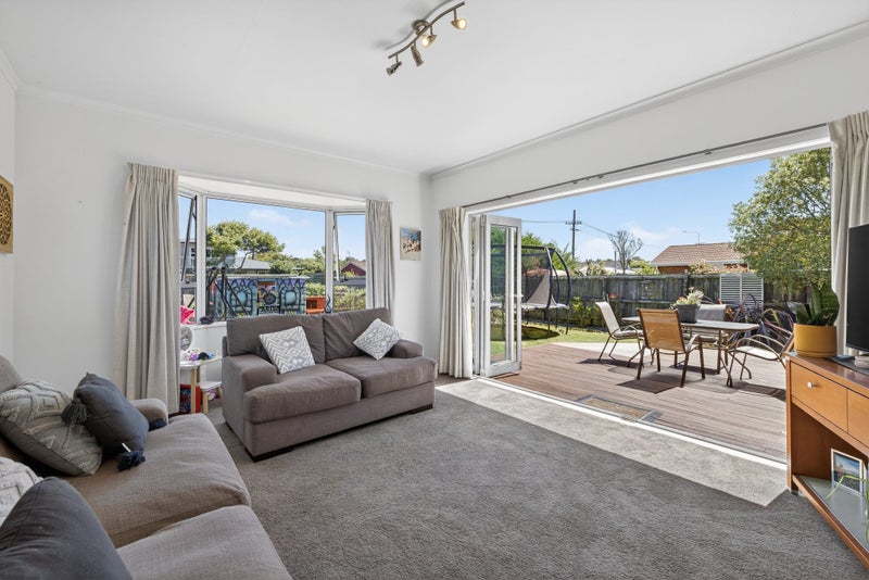 319 Estuary Road, South New Brighton, Christchurch - Carousel 2