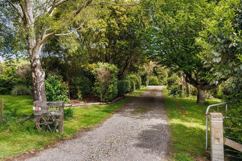 135 Zigzag Road, Pohangina, Feilding - Carousel 2