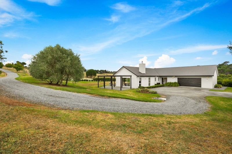 255 Austin Road, Albany - Carousel 35