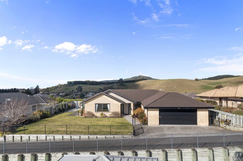 10 Matariki View, Welcome Bay, Tauranga - Carousel 1