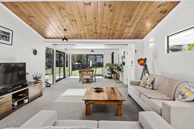 46A Derwent Street, Island Bay, Wellington - Carousel 2