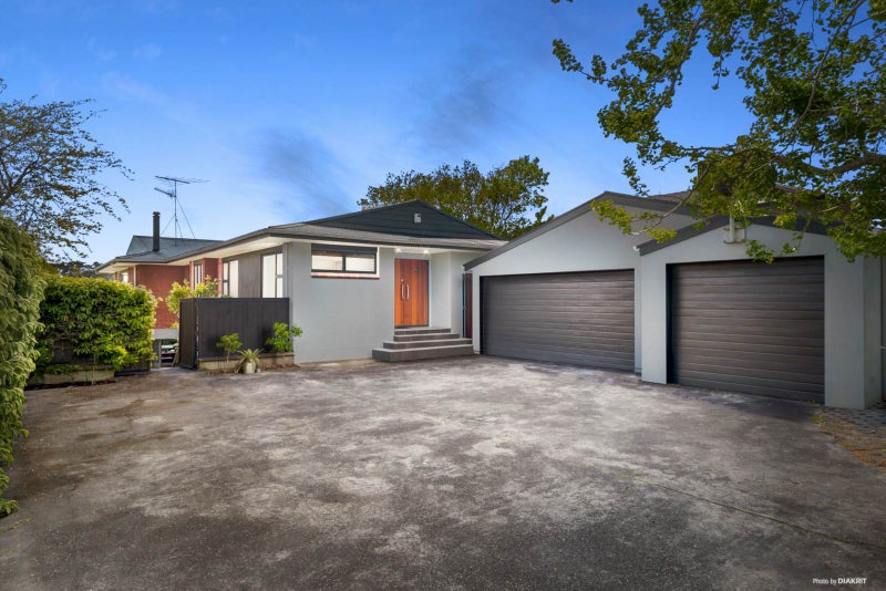 18 Carnarvon Avenue, Glendowie, Auckland - Carousel 1