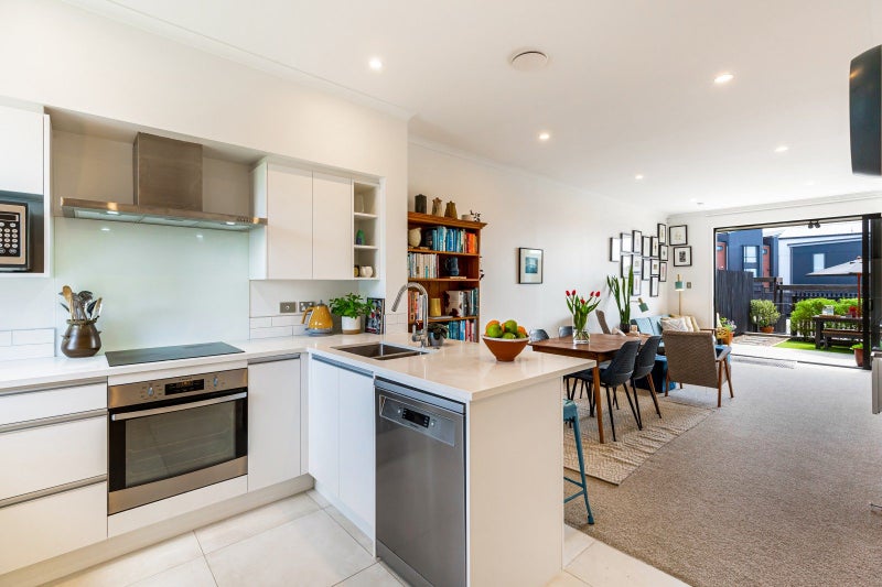 8 Hobsonville Point Road, Hobsonville, Auckland - Carousel 2