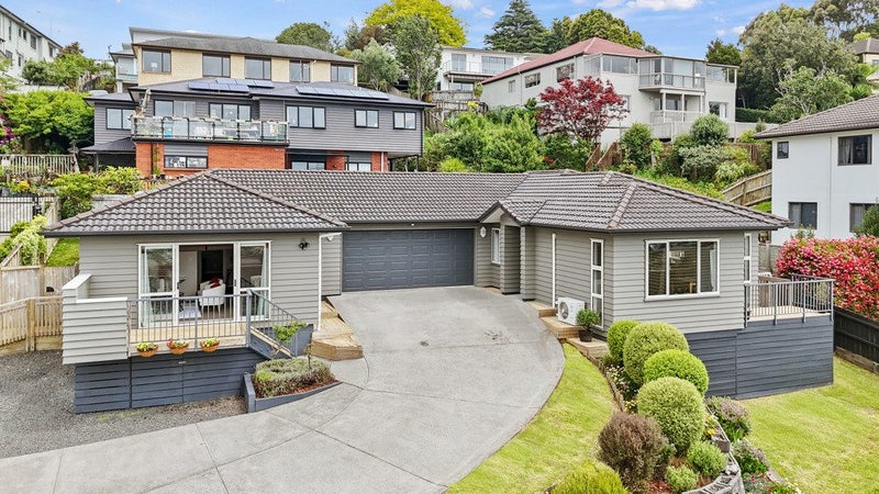 26 Alexia Place, Flat Bush, Auckland - Carousel 1