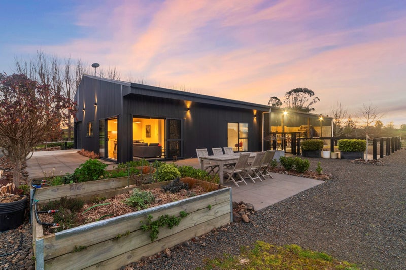 154 Charles Prevost Drive, The Gardens, Auckland - Carousel 1