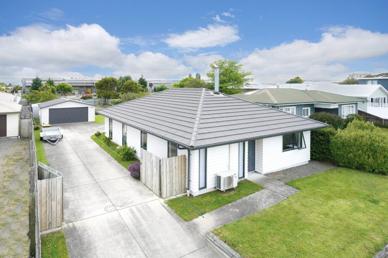 15 Shortland Street, Wainoni, Christchurch - Carousel 1