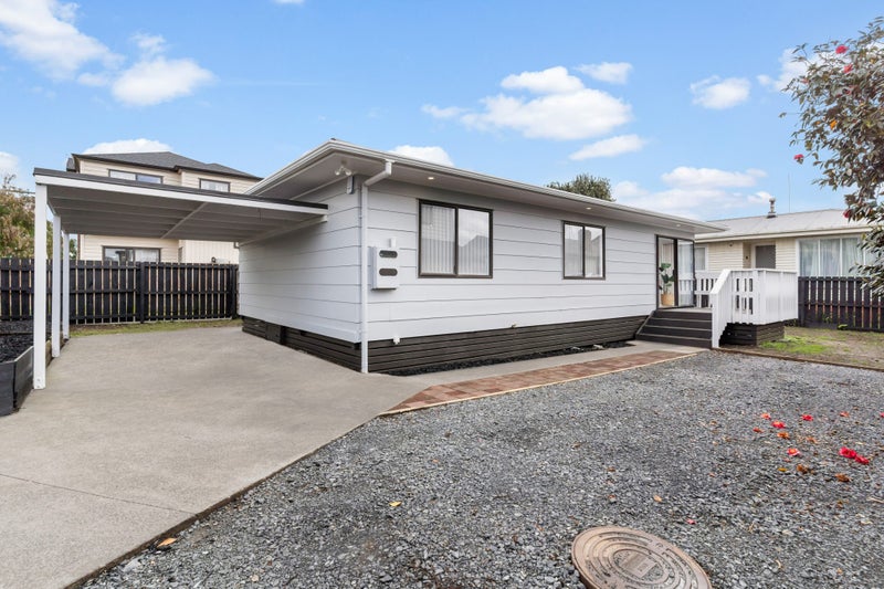 2/6 Cambridge Road, Manurewa, Auckland - Carousel 1