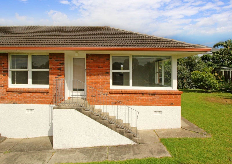 6/32 Alamein Avenue, Belmont, Auckland - Carousel 1