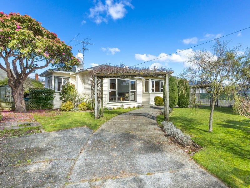 32 McParland Street, Ebdentown, Upper Hutt - Carousel 2