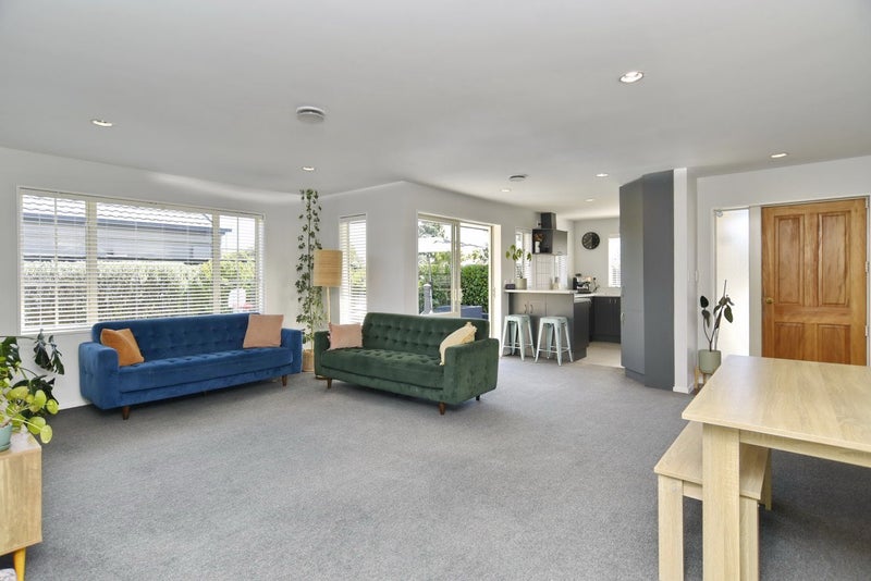 49 Beechwood Drive, Northwood, Christchurch - Carousel 2