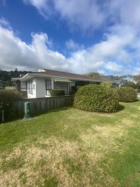 30 Oxford Street, Tawa, Wellington - Carousel 19