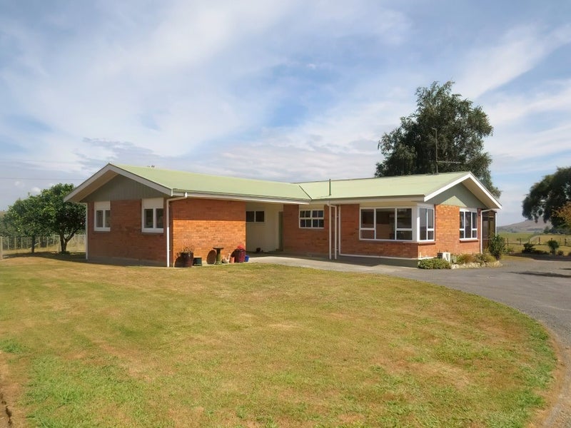 52 Burr Road, Otorohanga, Otorohanga - Carousel 1