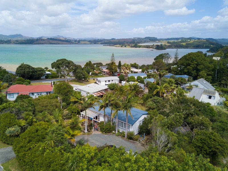 12 Melody Lane, Mangōnui - Carousel 2