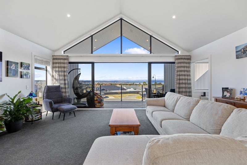 30 Blue Dun Place, Nukuhau, Taupo - Carousel 2