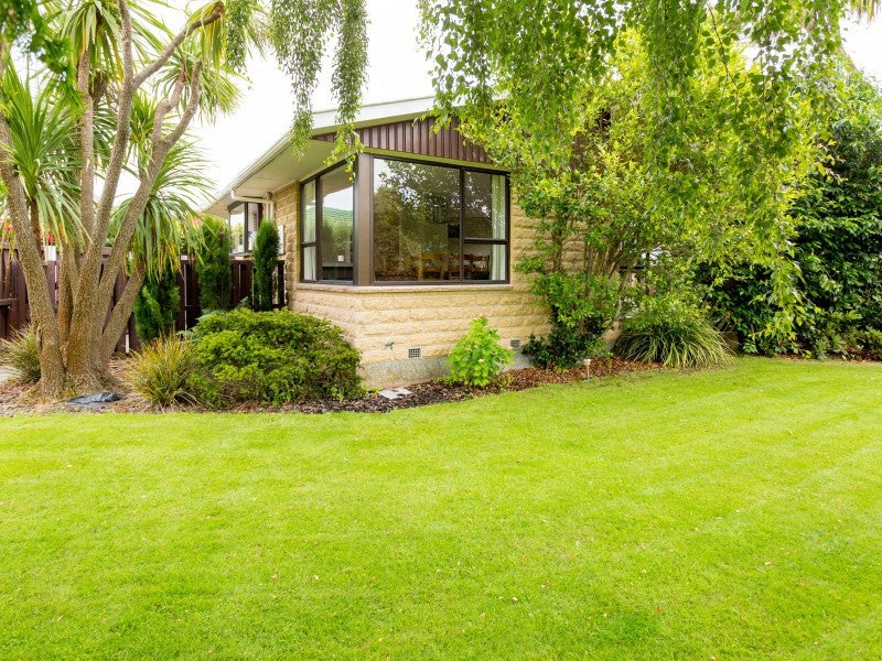 15 Penwood Street, Russley, Christchurch - Carousel 2