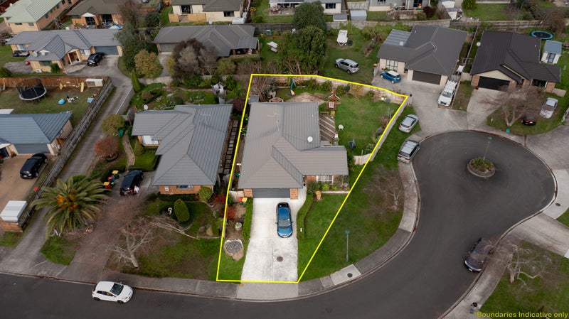 13 Wimbledon Close, Nawton, Hamilton - Carousel 20