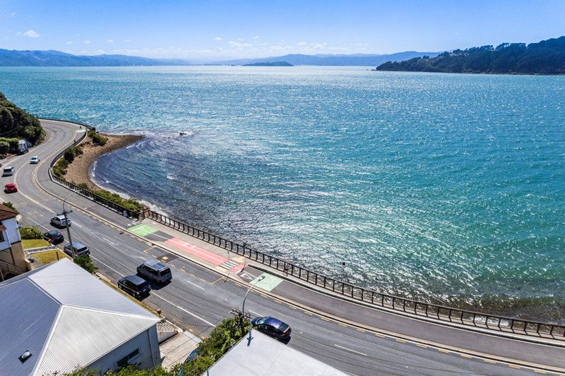 62 Evans Bay Parade, Roseneath, Wellington - Carousel 2
