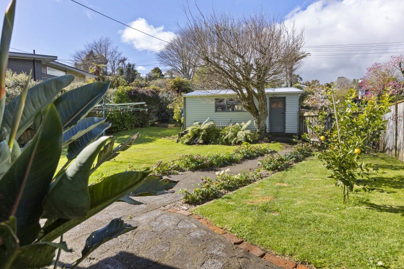 175 Huatoki Street, Upper Vogeltown, New Plymouth - Carousel 25