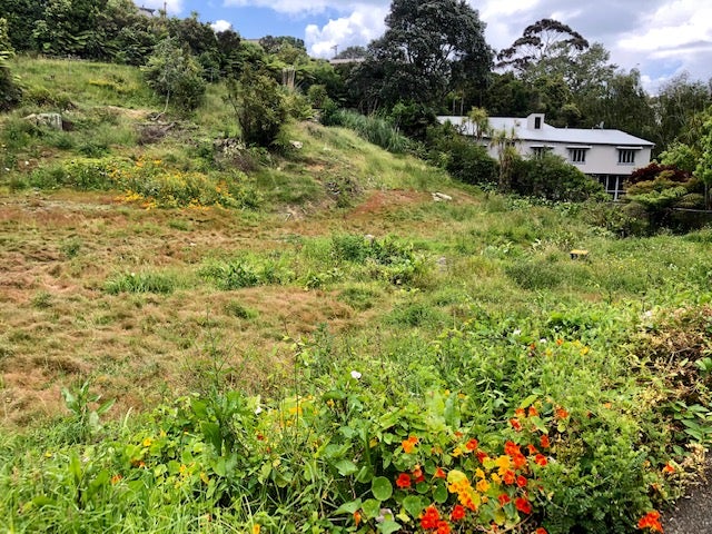 94 Braemar Road, Castor Bay, Auckland - Carousel 2